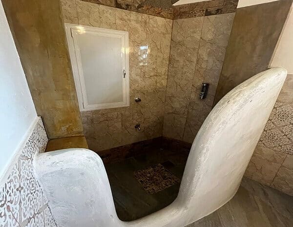 design bathroom, Dune Towers, Kalpitiya